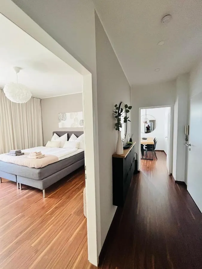 Apartment Leo6 location